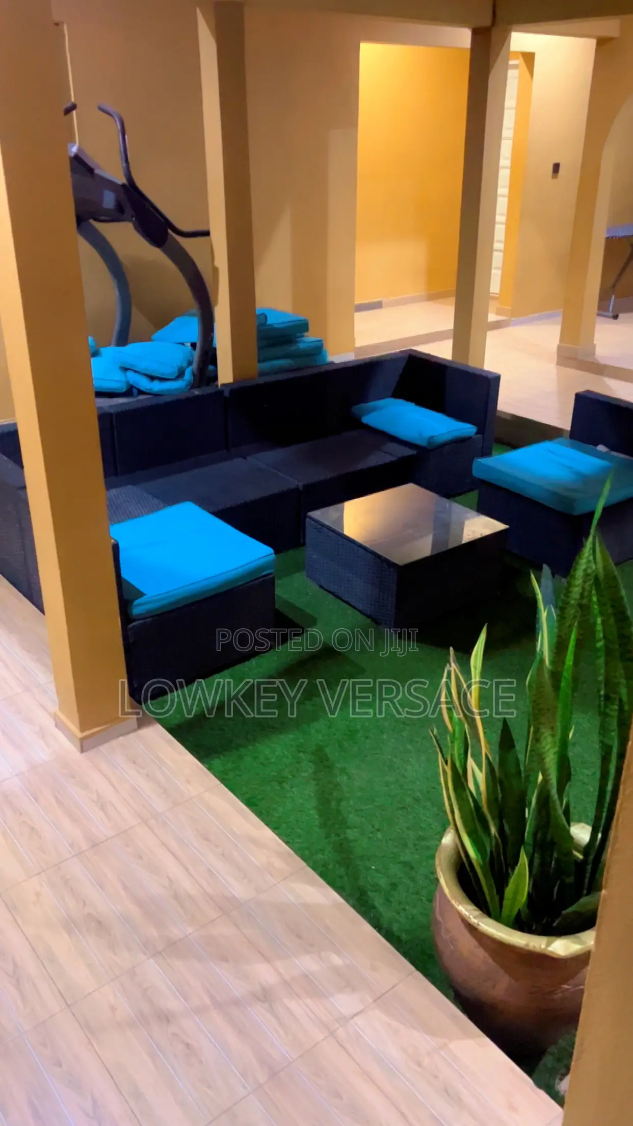 Furnished Studio Room+ Dstv+ Starlink+ Generator