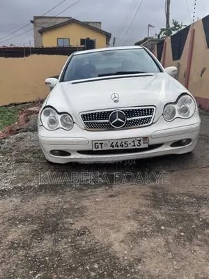 Mercedes-Benz C250 2002 White