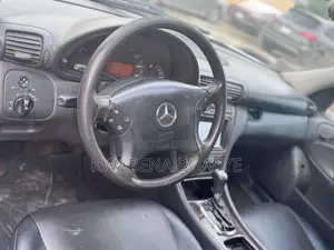Mercedes-Benz C250 2002 White