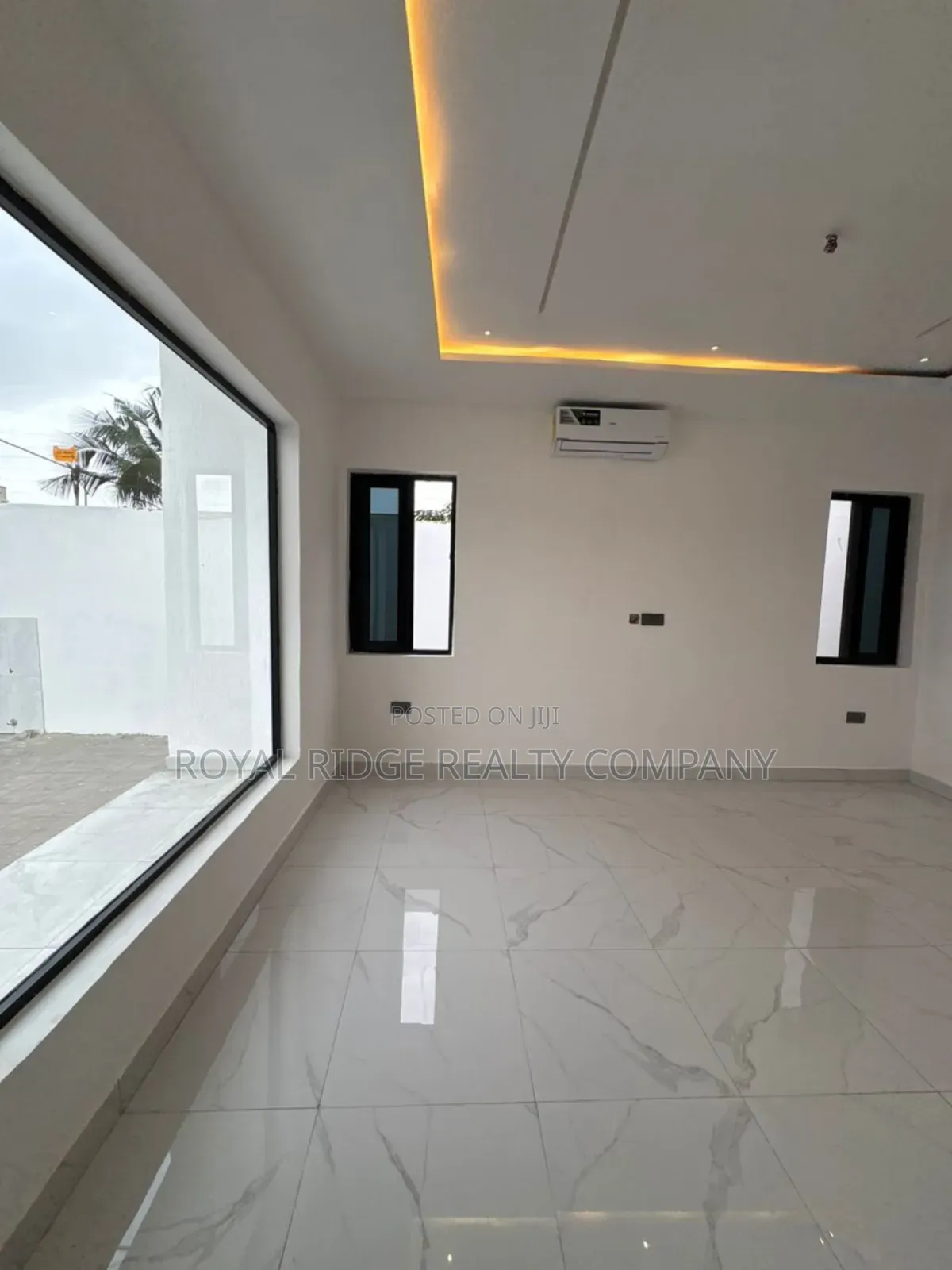 3bdrm House in Lakeside Around, Accra Metropolitan for sale