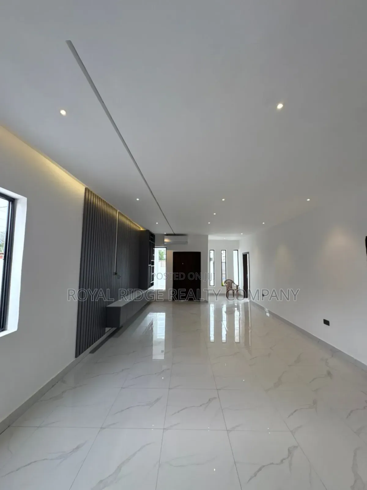 3bdrm House in Lakeside Around, Accra Metropolitan for sale