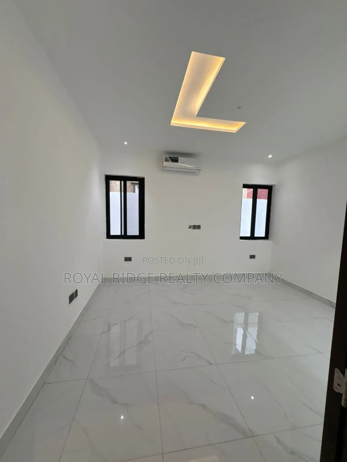 3bdrm House in Lakeside Around, Accra Metropolitan for sale