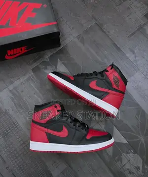 Air Jordan Retro 1 Bred Available