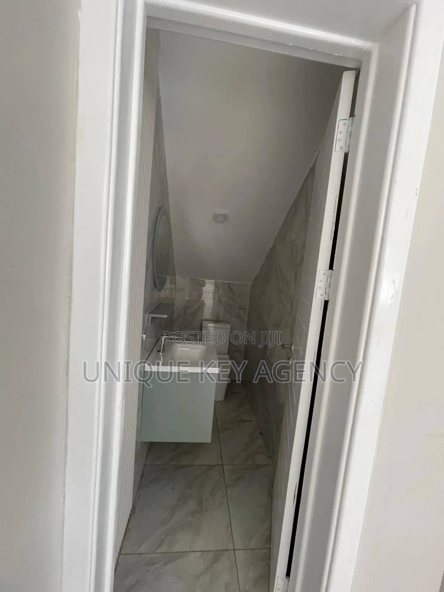 4bdrm House in Unique Key Agency, East Legon for rent