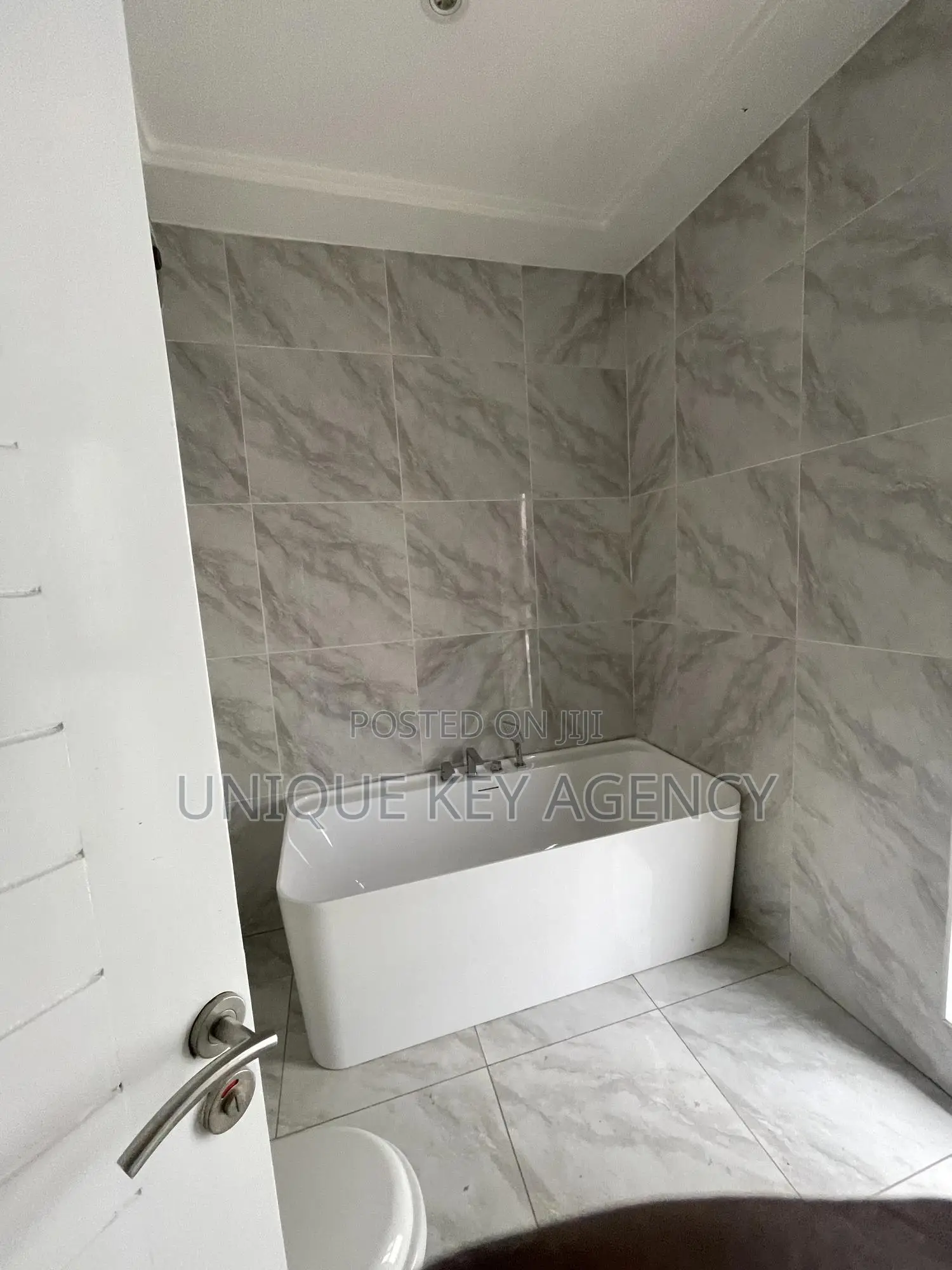 4bdrm House in Unique Key Agency, East Legon for rent