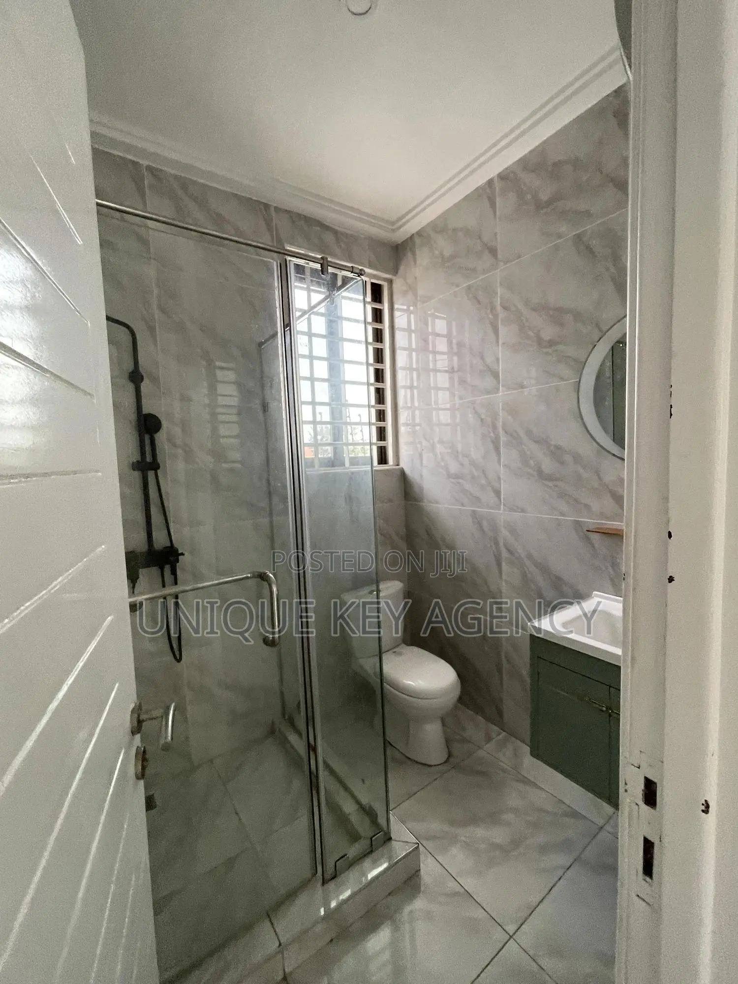 4bdrm House in Unique Key Agency, East Legon for rent