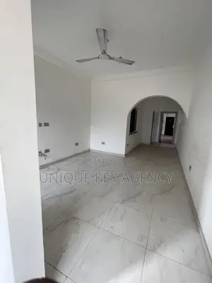 3bdrm Apartment in Unique Key Agency, East Legon for rent