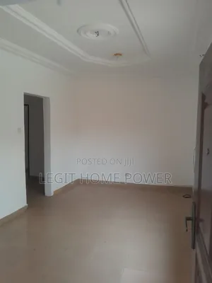 East Lagon House: Cosy Rooms for Rent.