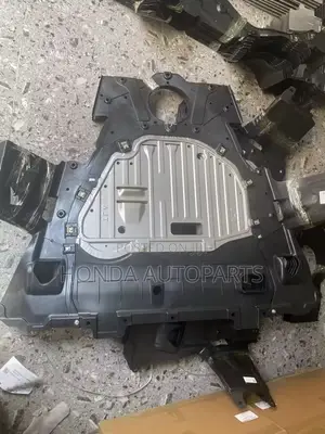 Honda Cr-v 2017,2018,2019,2020 Engine Under Cover.