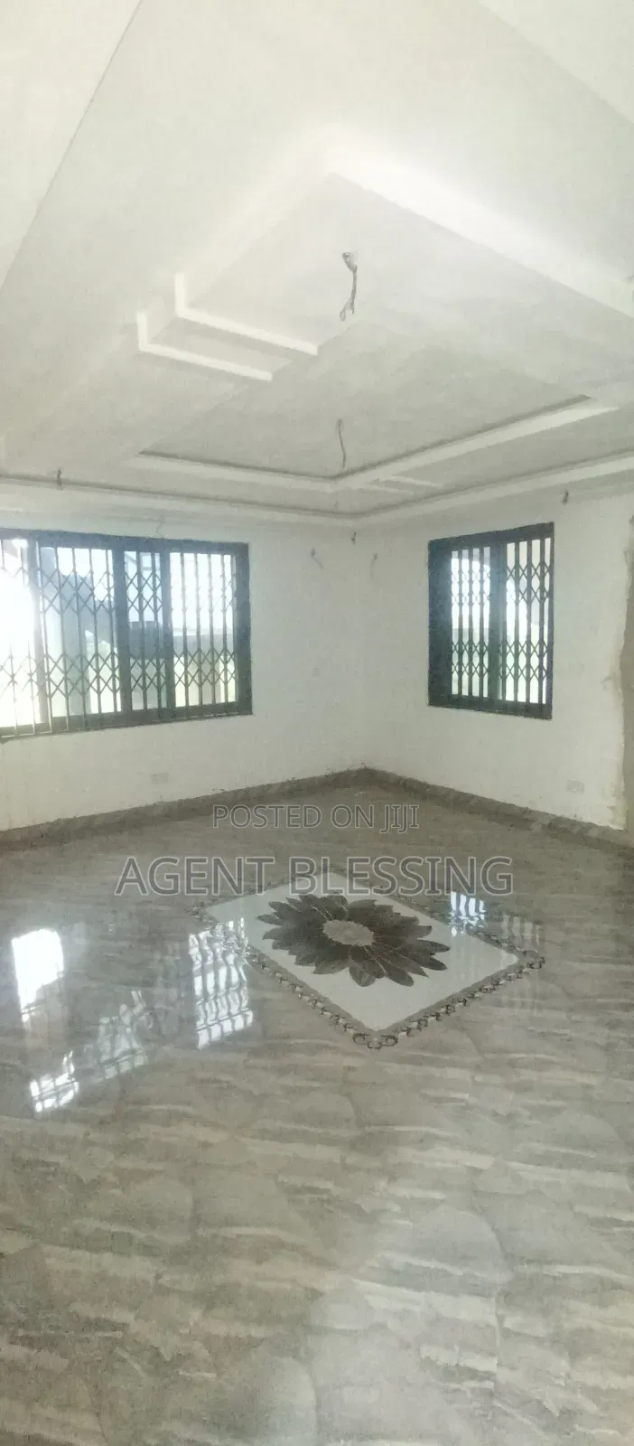 3bdrm Apartment in Mataheko -Afienya,, Tema Metropolitan for rent