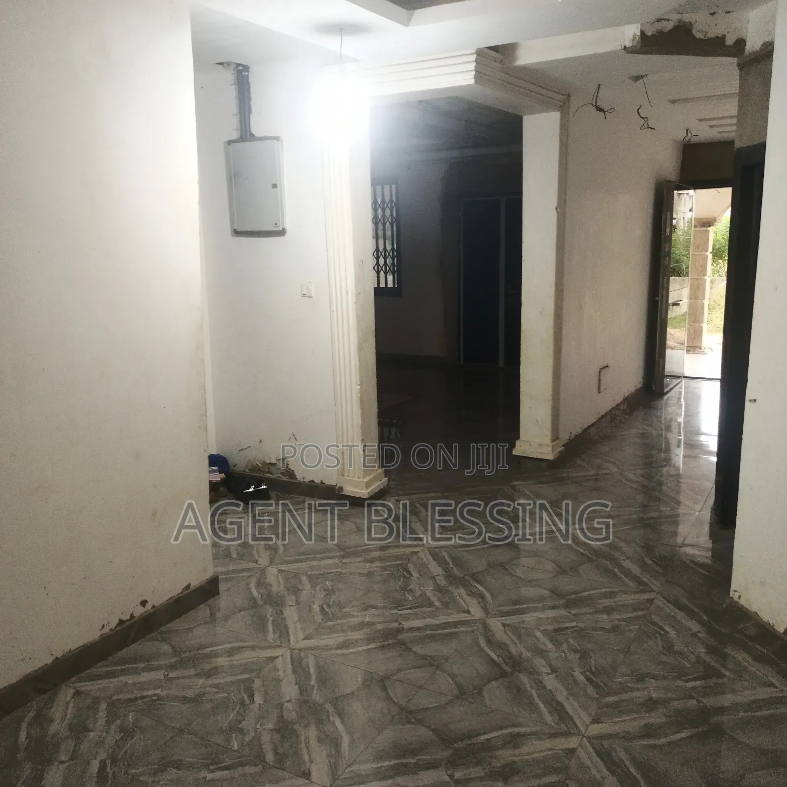 3bdrm Apartment in Mataheko -Afienya,, Tema Metropolitan for rent