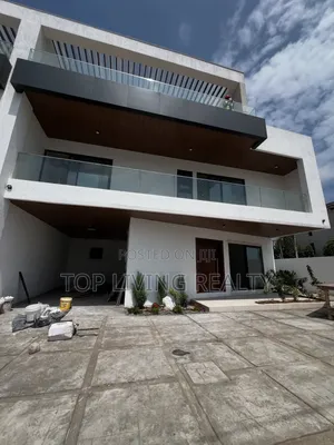 4bdrm Townhouse / Terrace in Tseaddo for rent