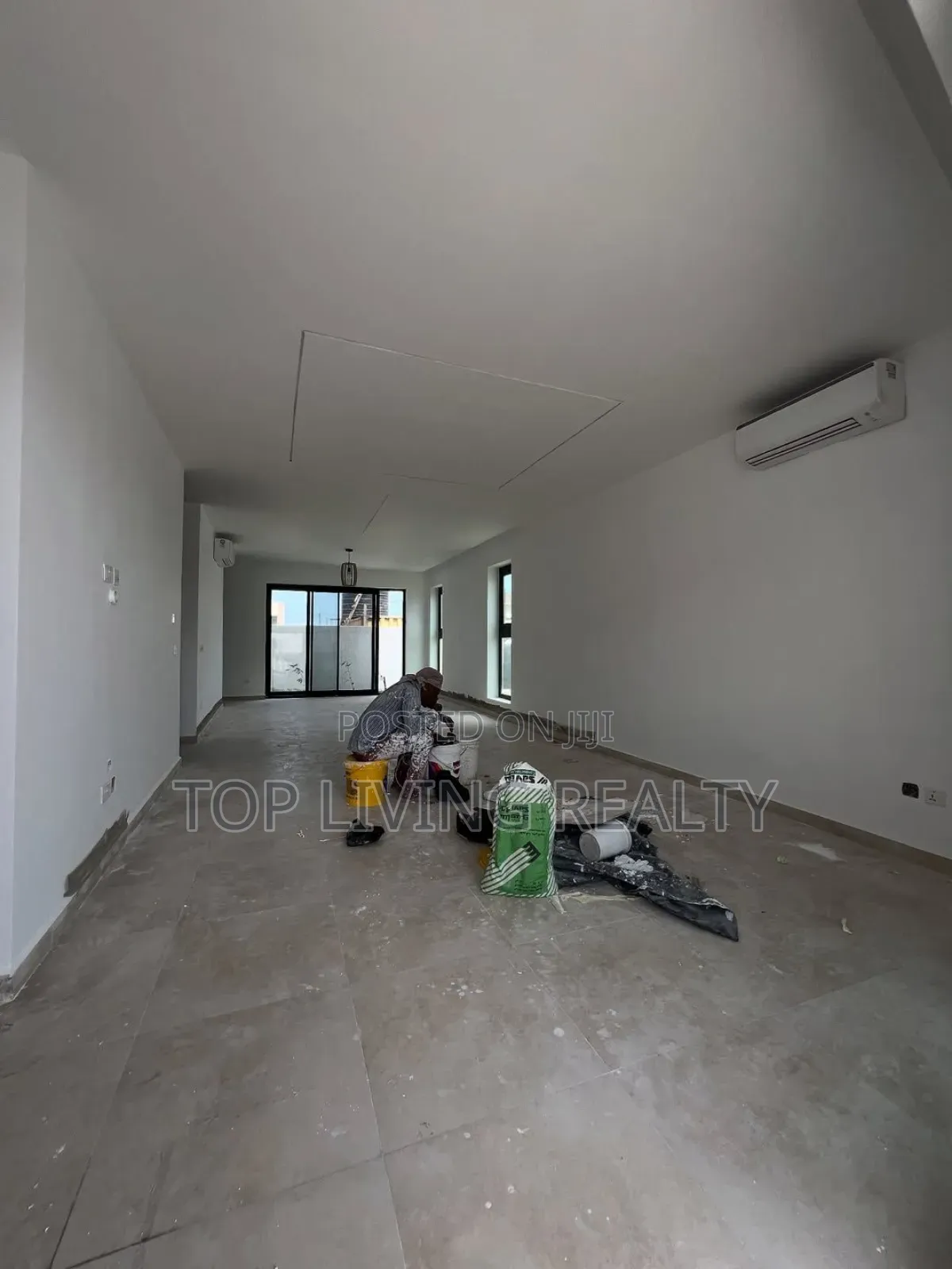 4bdrm Townhouse / Terrace in Tseaddo for rent