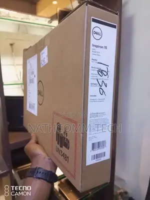 New Laptop Dell Precision 15 3520 8GB Intel Core I5 SSD 512GB