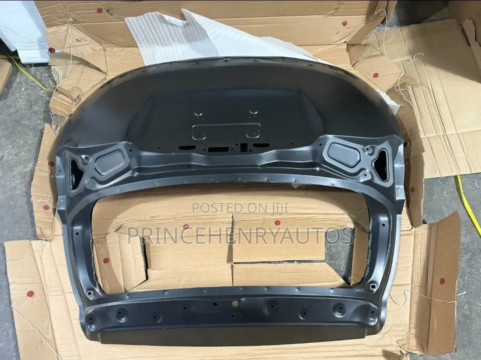 Toyota Rav4 2013- 2018 Tail Gate or Empty Boot