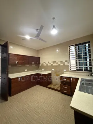 4bdrm House in Legon Hills, Ashaley Botwe for rent