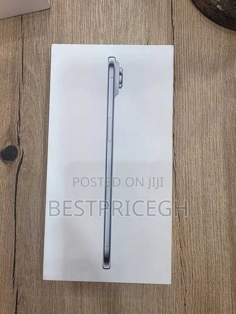New Apple iPhone Air 256 GB Silver