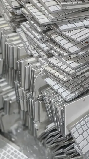 Original Apple Keyboard From Usa 