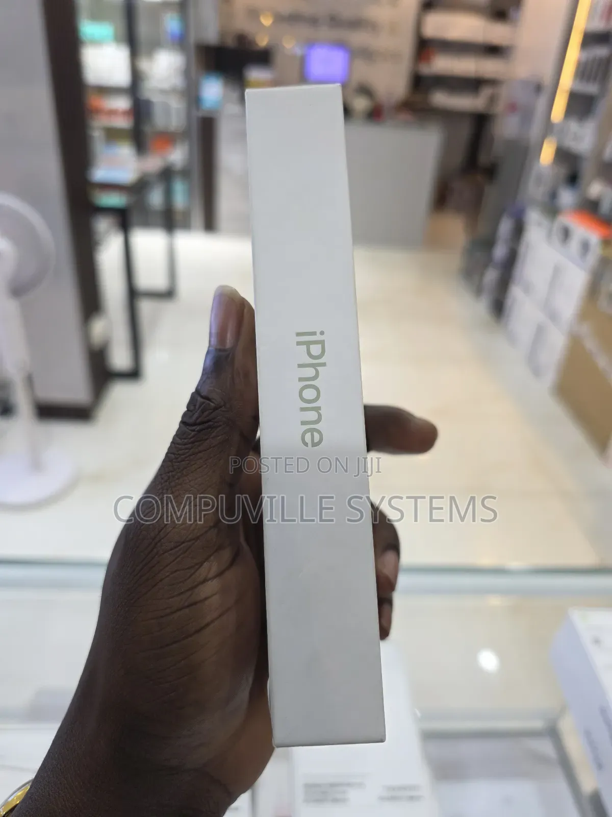 New Apple iPhone 17 256 GB Green