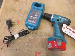 Makita 6281d Cordless Drill With Charger Battery 14.4v