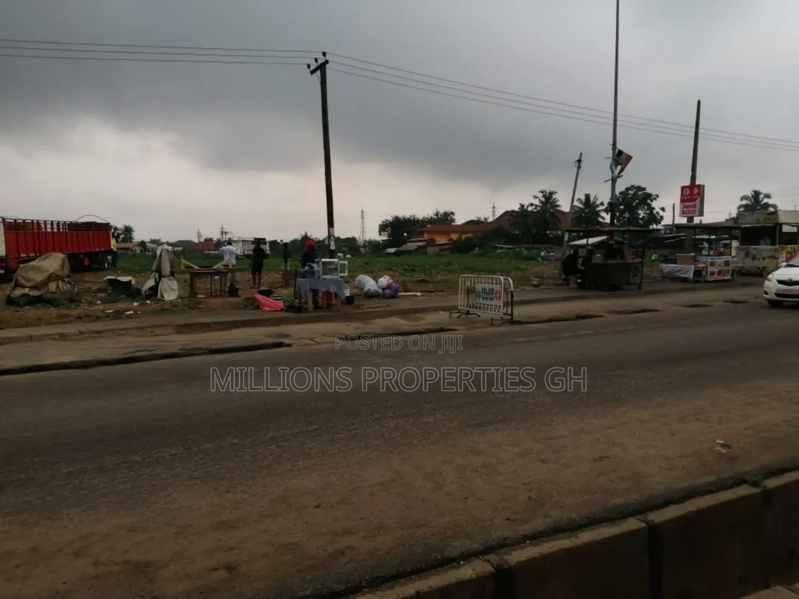 3acres 4sale Kumasi Airport Roundabout