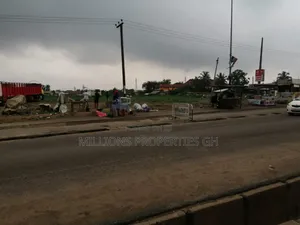 3acres 4sale Kumasi Airport Roundabout