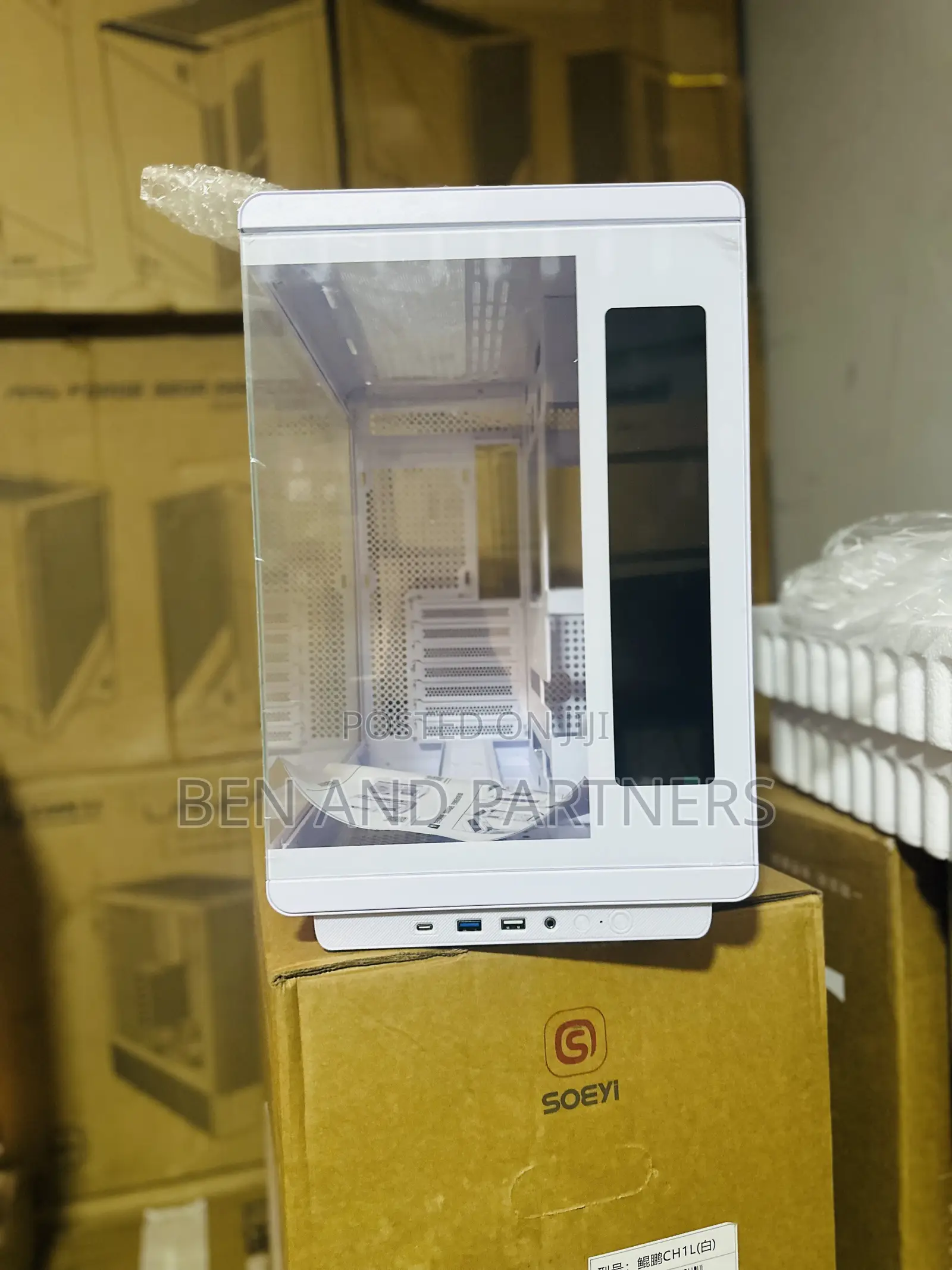 Seoyi Atx Pc Case With Ips Display, Type-c & Support Back Connect