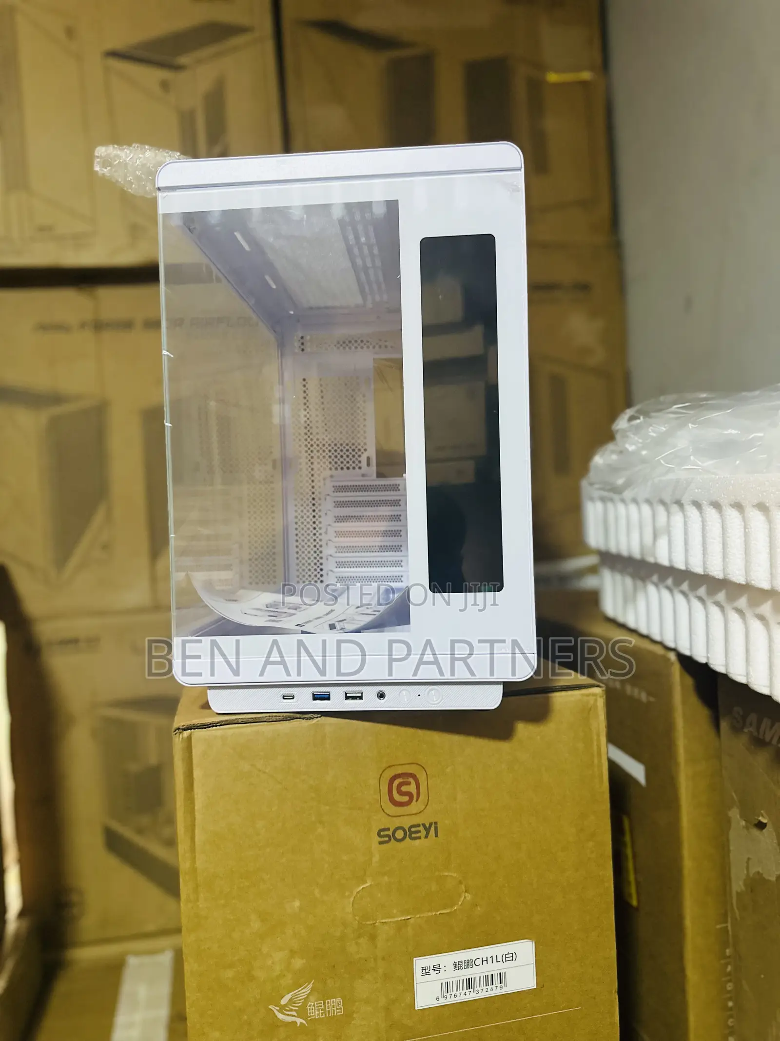 Seoyi Atx Pc Case With Ips Display, Type-c & Support Back Connect