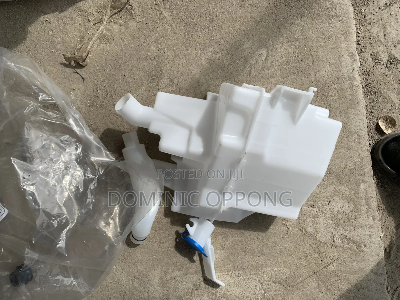 Honda Accord 2018 -2022 Wiper Bottle