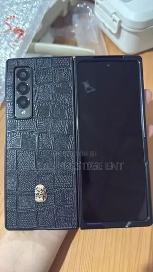 New Samsung Galaxy Z Fold 3 256 GB Black