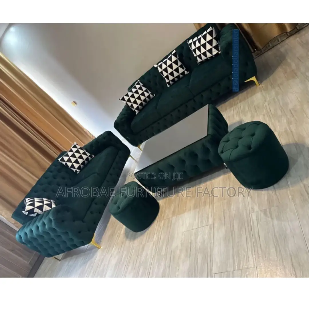 Quality Set of Fabric Chesterfield Sofa Chairs