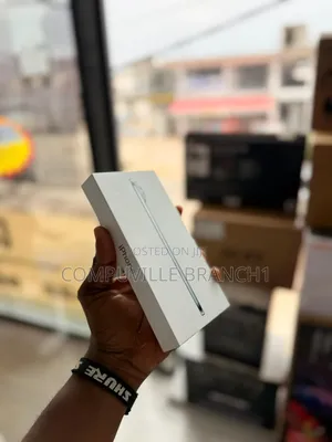 New Apple iPhone Air 256 GB Blue