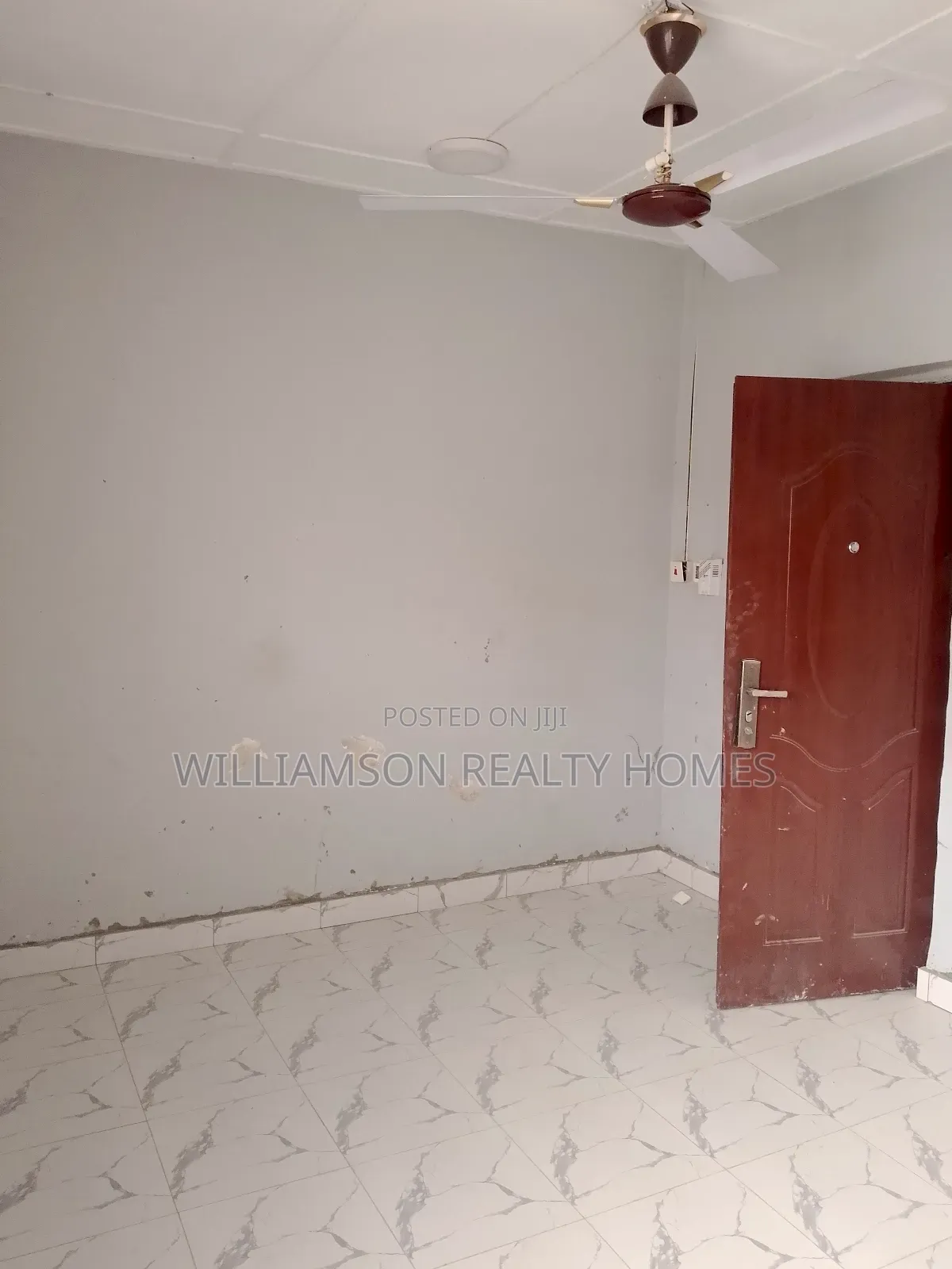 3bdrm House in Community 20 Estate, Spintex for rent