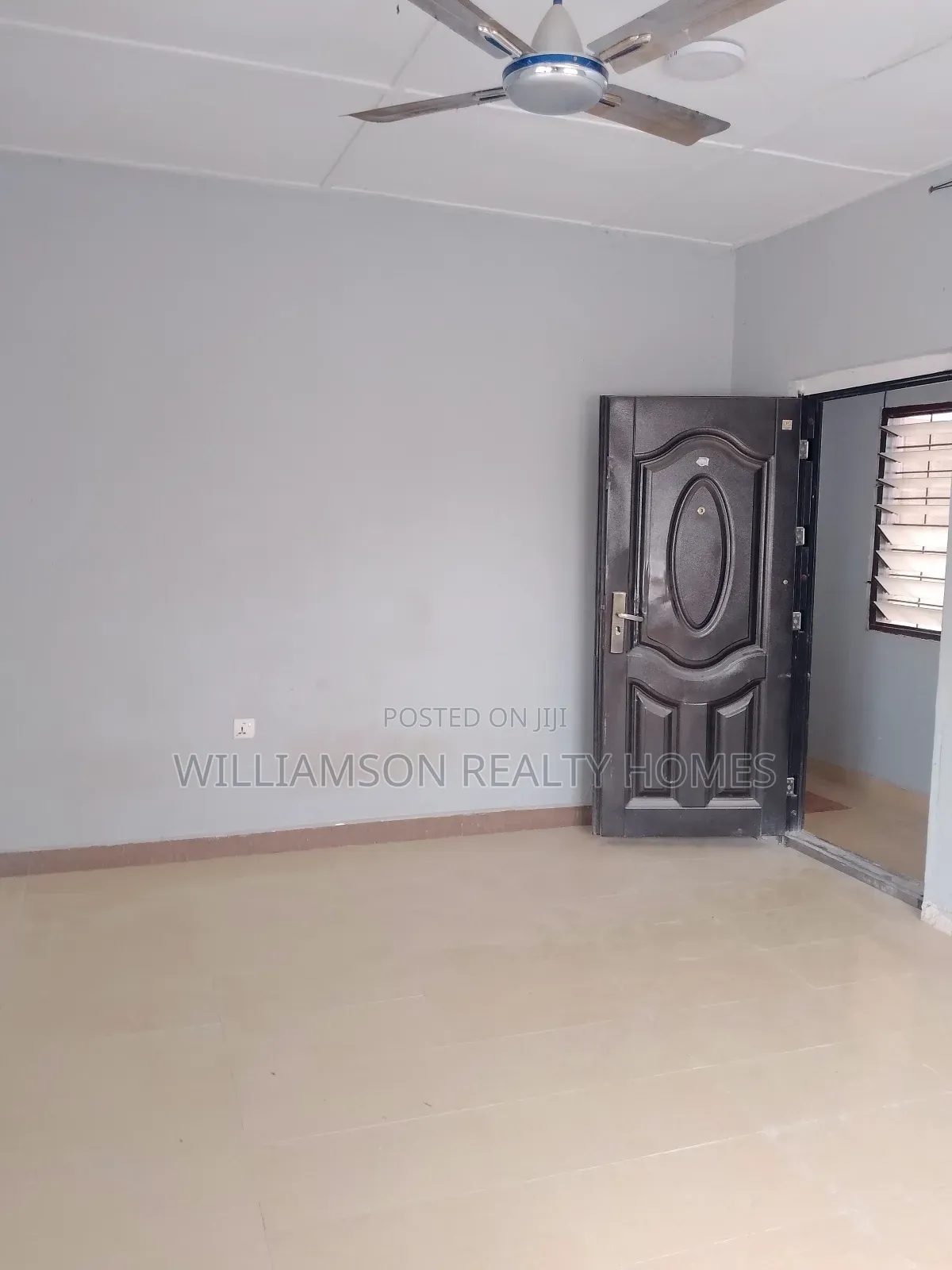 3bdrm House in Community 20 Estate, Spintex for rent