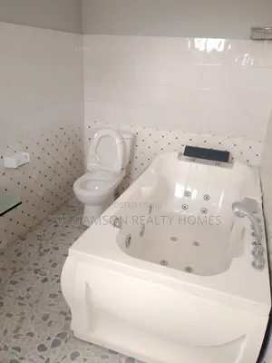 3bdrm House in Community 20 Estate, Spintex for rent
