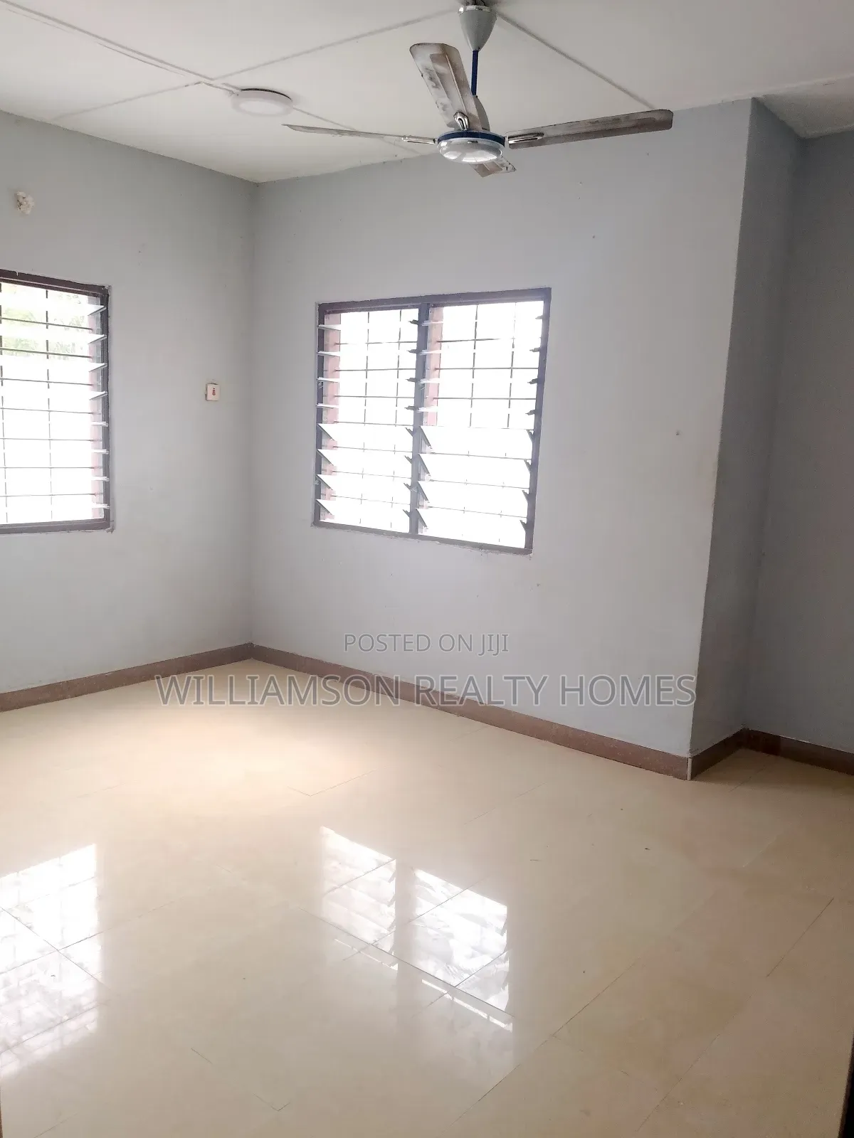 3bdrm House in Community 20 Estate, Spintex for rent