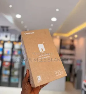 Samsung the Freestyle Projector