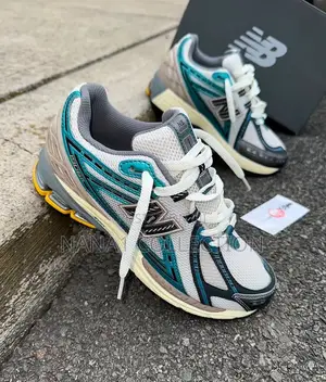 New Balance 1906r Regaliz Sneakers