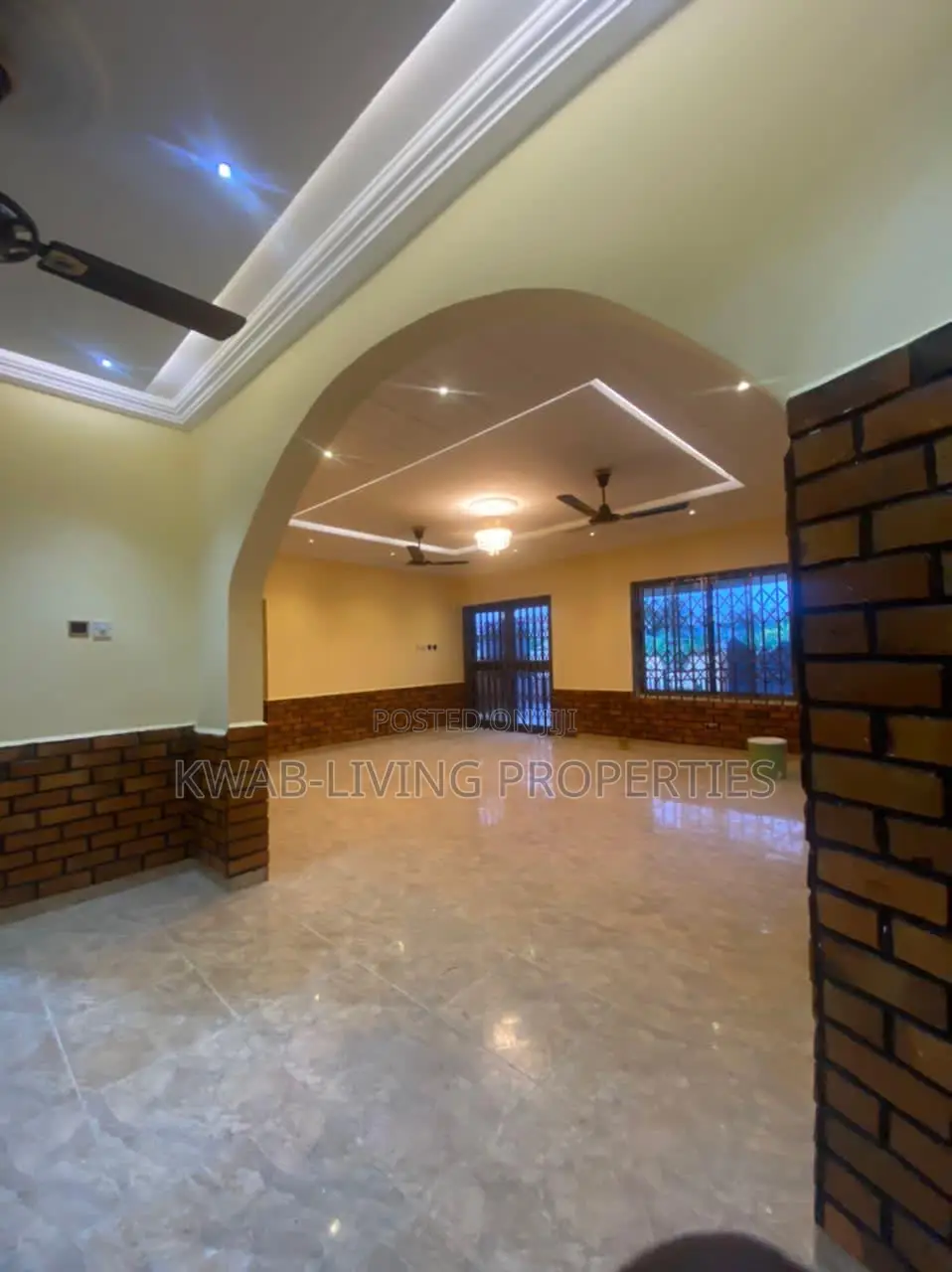 3bdrm House in Oyarifa for rent