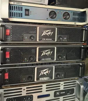 Peavey Sc- 3000watt Mid Amplifier