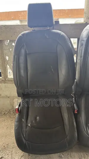 Nissan Rogue Seats Complete  2008,2009,2010,2011,2012,2013,2014,2015
