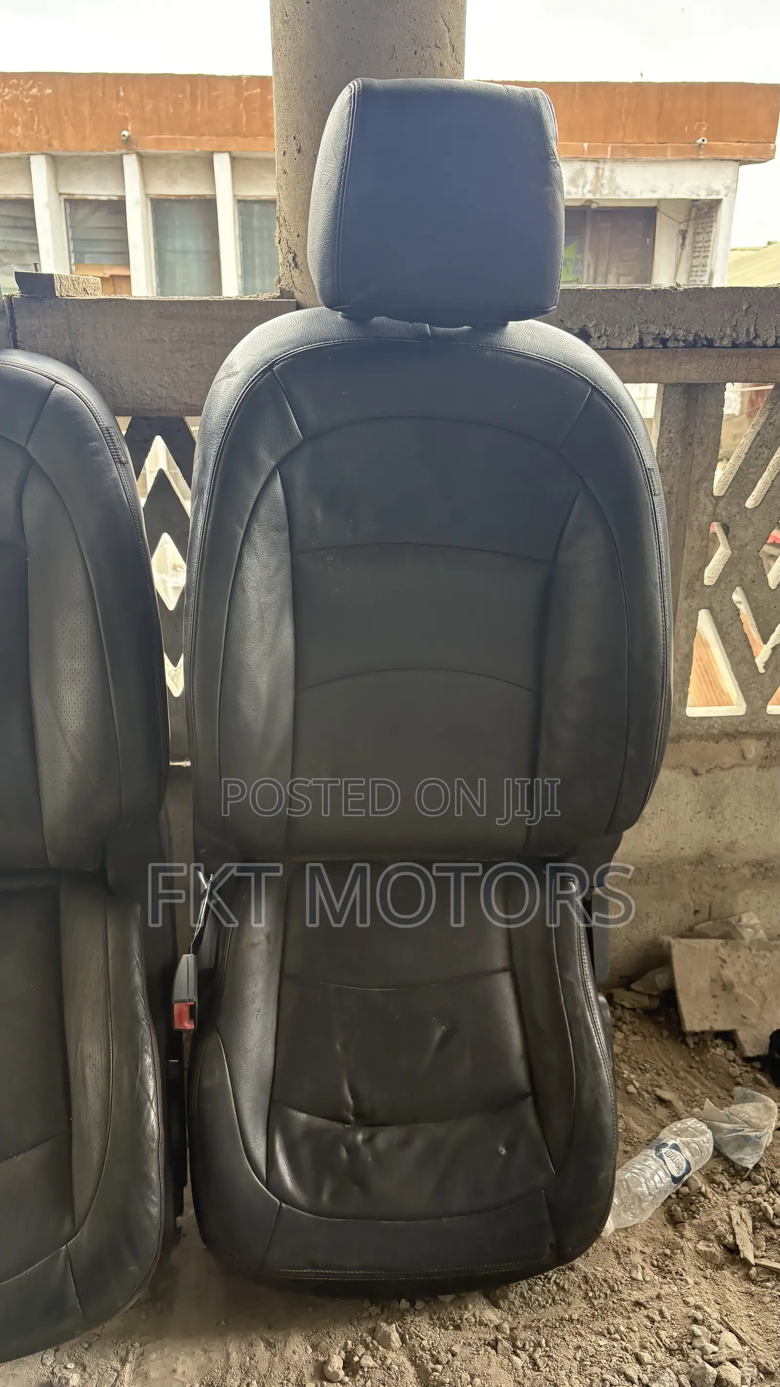Nissan Rogue Seats Complete  2008,2009,2010,2011,2012,2013,2014,2015