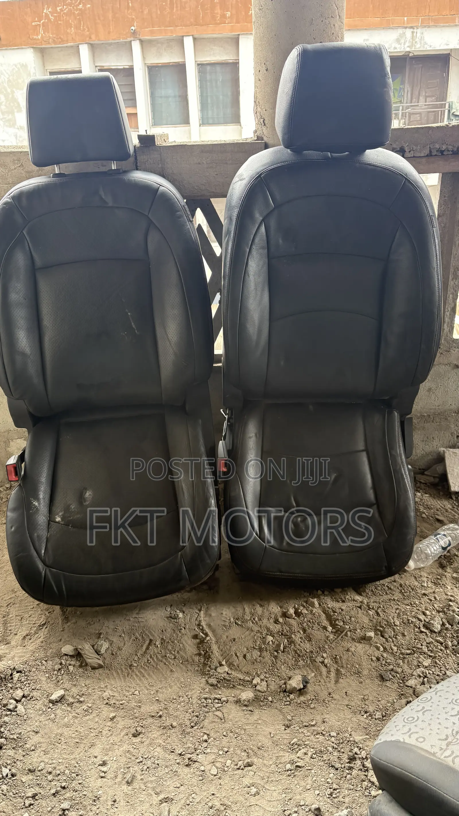 Nissan Rogue Seats Complete  2008,2009,2010,2011,2012,2013,2014,2015