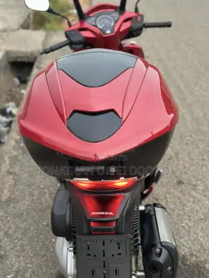 Honda 2022 Black