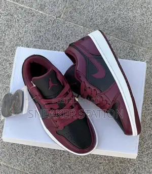 Air Jordan Retro 1 Dark Beetroot