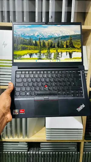 Laptop Lenovo ThinkPad E14 Gen 4 8GB AMD Ryzen 5 SSD 256GB