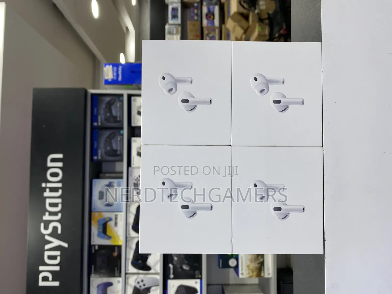 Apple Airpods Pro 3 Wireless Earbuds, Active Noise Cancellation