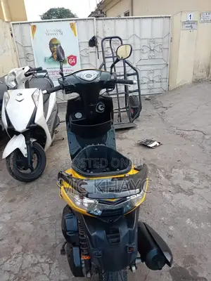 Kymco 2017 Yellow