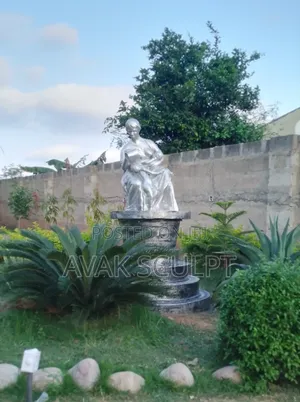 Fountain Made With Risen ( Mother )