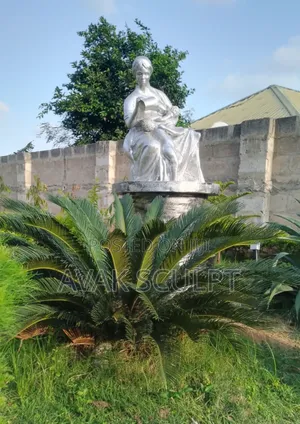 Fountain Made With Risen ( Mother )
